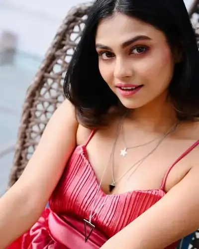 Escort Service Dadenggiri